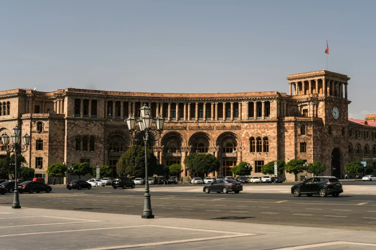 В Армении одобрен законопроект о начале процесса вступления в ЕС