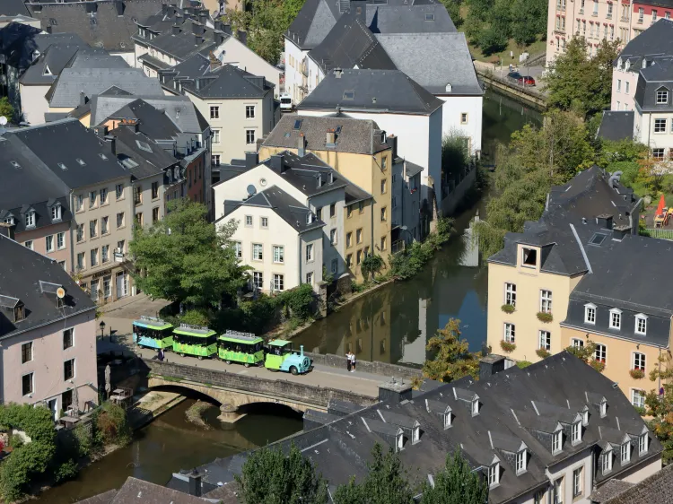 Люксембург зафиксировал рост заявок на Голубую карту ЕС